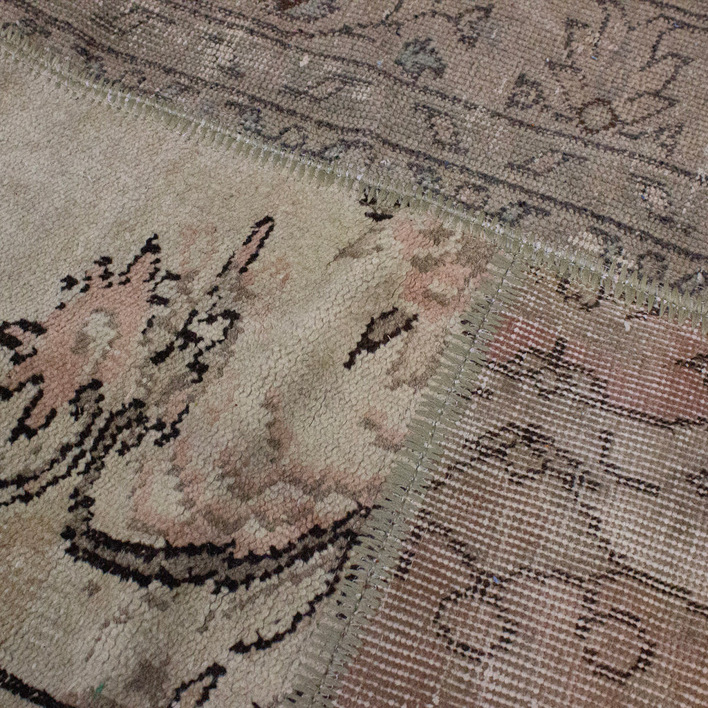 Tapete patchwork pieza única 205x303 cm con textura suave y diseño contemporáneo ideal para sala o recámara en espacios modernos