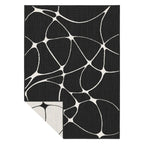 Tapete reversible Celine black con textura resistente y diseño contemporáneo ideal para interior o exterior en espacios modernos