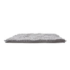 Tapete de baño Shaggy Coral gris 40x60 cm con textura suave y diseño contemporáneo ideal para baño en espacios modernos