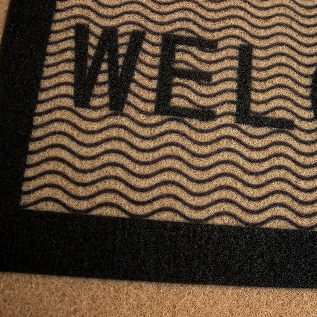 Tapete de entrada Fox Mat Welcome 40x60 cm, felpudo resistente con diseño de bienvenida ideal para puerta principal o exterior