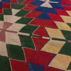 Tapete Kilim turco pieza única 185x200 cm con textura natural y diseño contemporáneo ideal para sala o recámara en espacios modernos