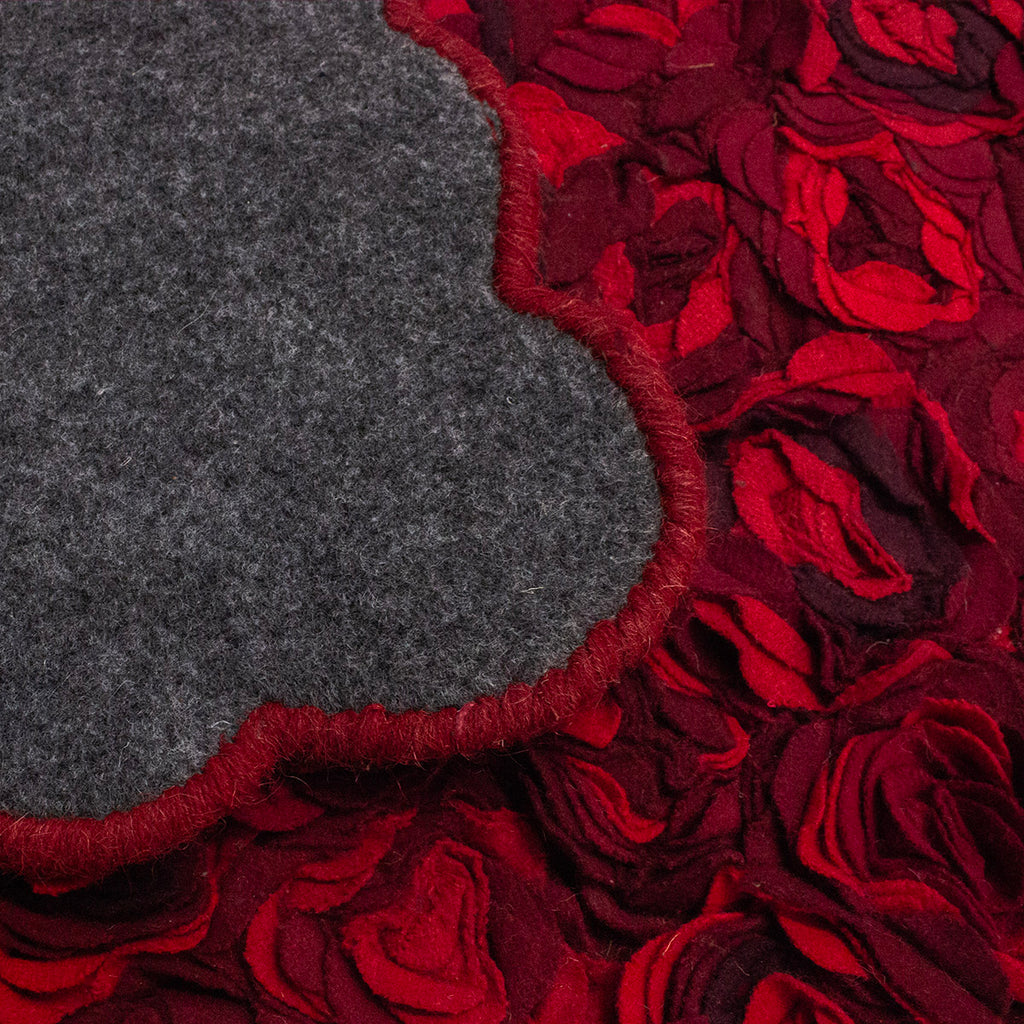 Tapete Bazhars Roses red 200x300 cm con textura suave y diseño contemporáneo ideal para sala o recámara en espacios modernos