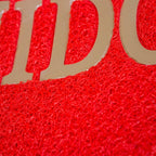 Tapete de entrada Confort Mat 45x75 cm, felpudo resistente y antiderrapante en colores rojo, gris, negro y café ideal para puerta principal o exterior