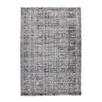 Tapete Aspen Grey con textura suave y diseño contemporáneo ideal para sala o recámara en espacios modernos