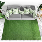 Tapete pasto sintético Garden 160x230 cm con textura resistente y diseño contemporáneo ideal para interior o exterior en espacios modernos