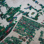 Tapete Bazhars Antique green con textura suave y diseño contemporáneo ideal para sala o recámara en espacios modernos