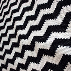 Tapete Bazhars Capri 814 rayas 140x200 cm con textura suave y diseño contemporáneo ideal para sala o recámara en espacios modernos