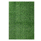 Tapete pasto sintético Garden 120x170 cm con textura resistente y diseño contemporáneo ideal para interior o exterior en espacios modernos