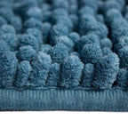 Tapete baño Mix Chenille azul 40x60 cm con textura suave y diseño contemporáneo ideal para baño en espacios modernos