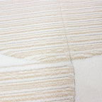 Tapete Echo 296 cream 160x230 cm con textura suave y diseño contemporáneo ideal para sala o recámara en espacios modernos