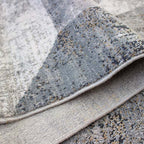 Tapete decorativo Max triángulos, alfombra moderna de polipropileno con diseño geométrico ideal para sala o recámara