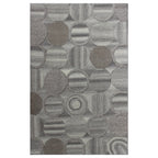 Tapete Pritya Bazhars gris con textura suave y diseño contemporáneo ideal para sala o recámara en espacios modernos