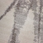 Tapete Sage branch con textura suave y diseño contemporáneo ideal para sala o recámara en espacios modernos