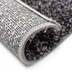 Tapete Softness gris con textura suave y diseño contemporáneo ideal para sala o recámara en espacios modernos