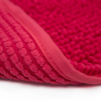 Tapete baño Element Shape fucsia 40x60 cm con textura suave y diseño contemporáneo ideal para baño en espacios modernos