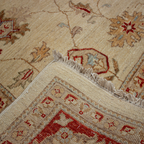 Tapete Bazhars Ziegler pieza única 302x308 cm con textura natural y diseño contemporáneo ideal para sala o recámara en espacios modernos