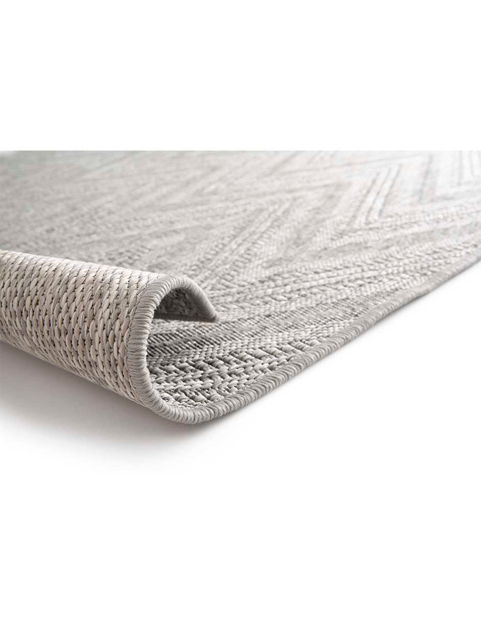 Tapete Timber 6316 plata 120x170 cm con tonalidad elegante y textura suave que complementa espacios modernos con sutileza