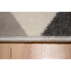 Tapete Shift triángulos azul 200x290 cm con textura resistente y diseño contemporáneo ideal para interior o exterior en espacios modernos